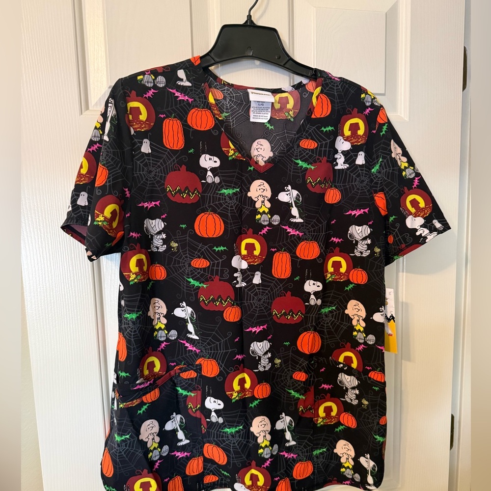 Peanuts Halloween Scrub Top - Black with Orange & Green Accents
